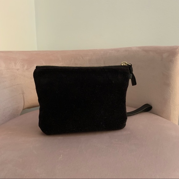 JUICY COUTURE VELOUR WRISTLET - Picture 3 of 7